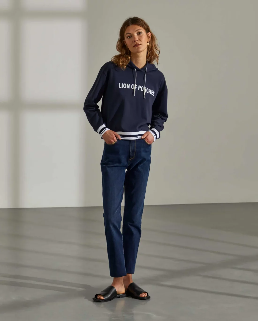 sweat para mulher com capuz em algodão estampada