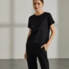 t shirt para mulher relaxed fit com gola redonda e branding