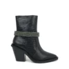 botas pretas niyaty