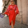 vestido com parte superior estampada