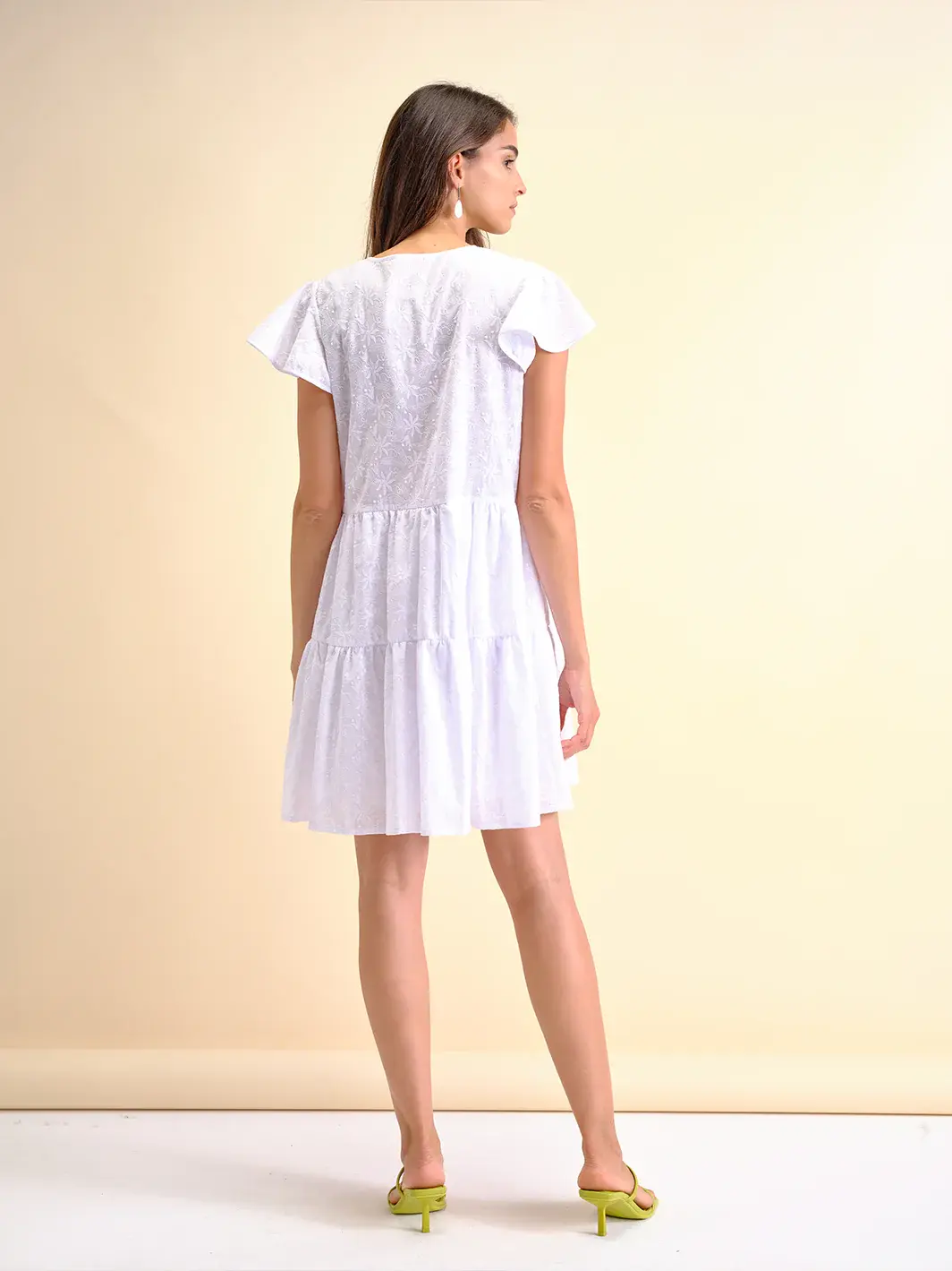 vestido bordado