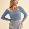 camisola decote quadrado