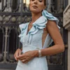 vestido comprido em tecido fantasia