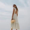 vestido rosa midi em bordado